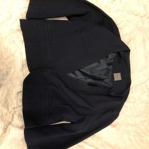 Navy blue cropped blazer